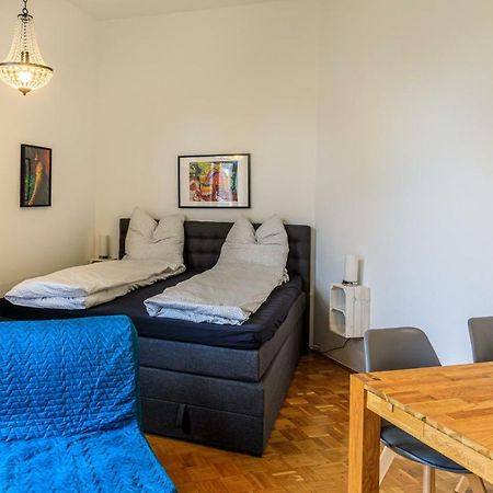 Charming City Apartment With Parking Spot Würzburg Exteriör bild
